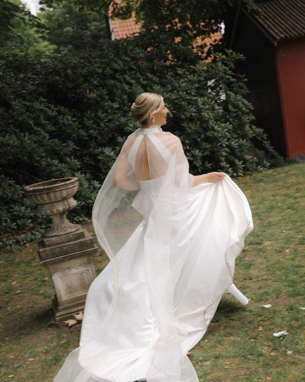 Instagram post from studiowedded. This post is in position 0.