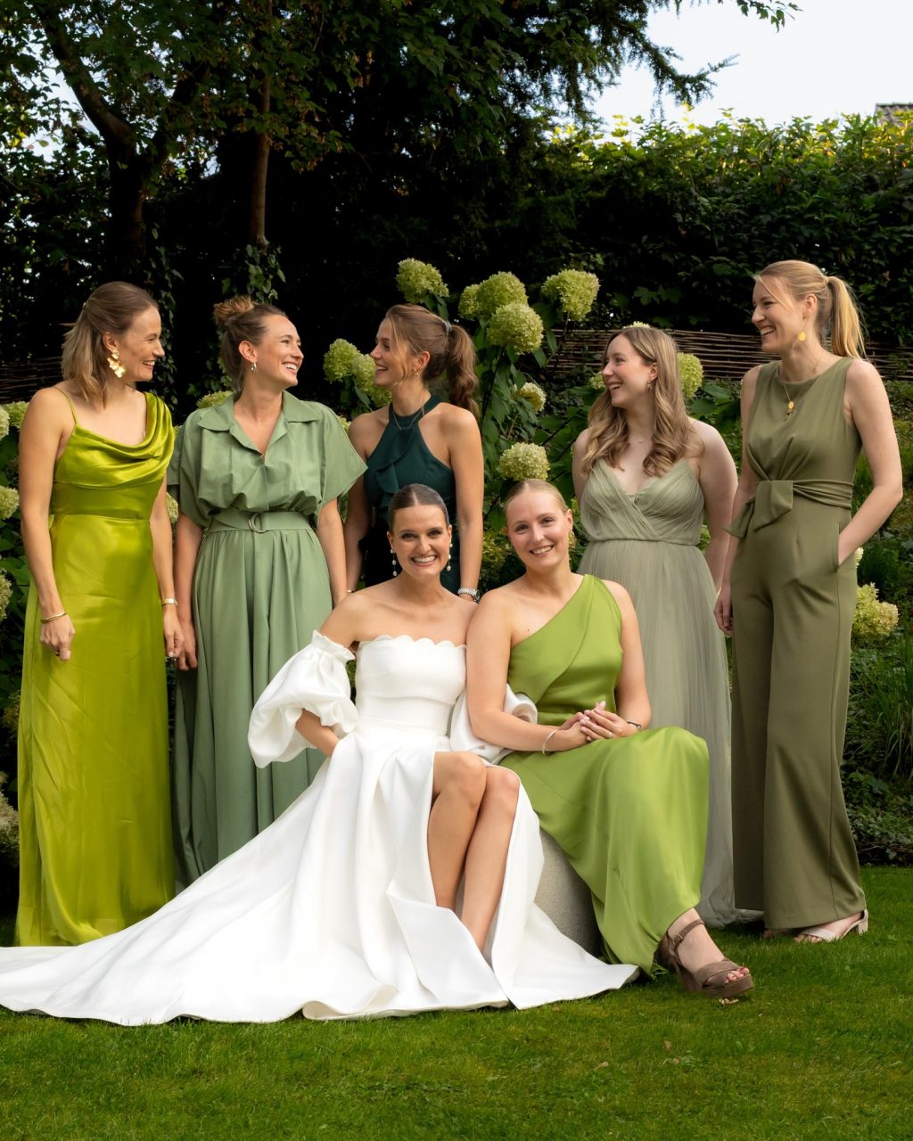 Instagram post from studiowedded. This post is in position 0.